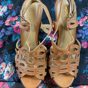 Icora Platform Heels